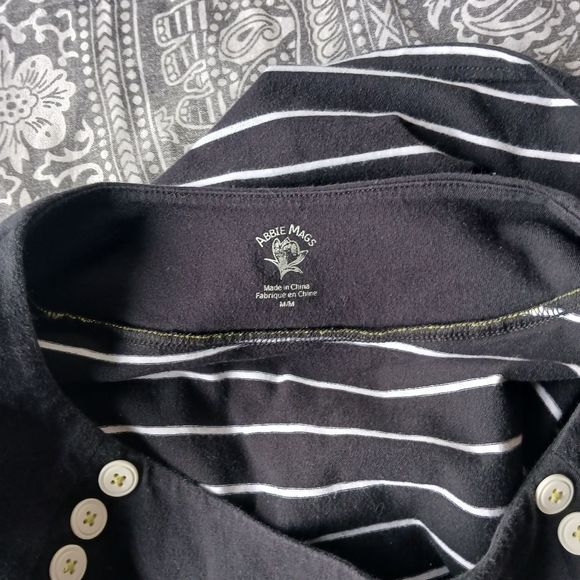 ABBIE MAGS size medium nautical sailor type top black and white stripes - Picture 5 of 6
